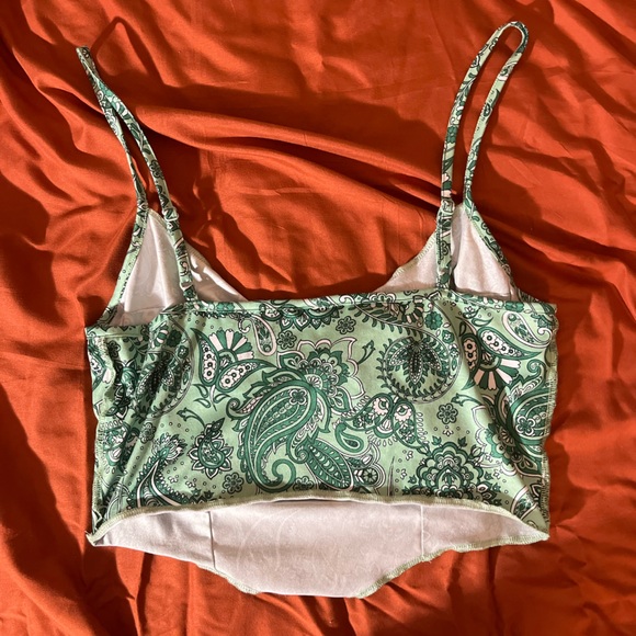 Shrub Green Bandana Print Crop Top - Picture 3 of 3